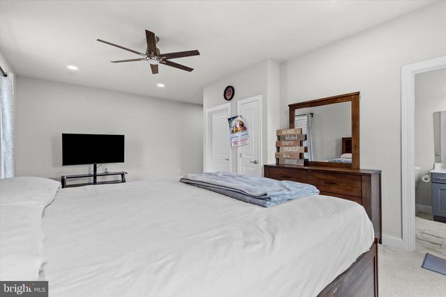 182 MAGNOLIA DR, Middletown, PA 17057