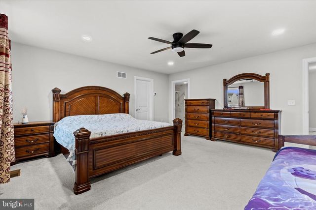 182 MAGNOLIA DR, Middletown, PA 17057