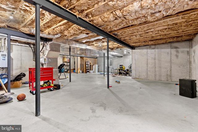 182 MAGNOLIA DR, Middletown, PA 17057