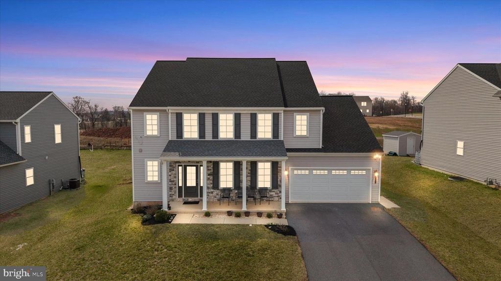 182 MAGNOLIA DR, Middletown, PA 17057