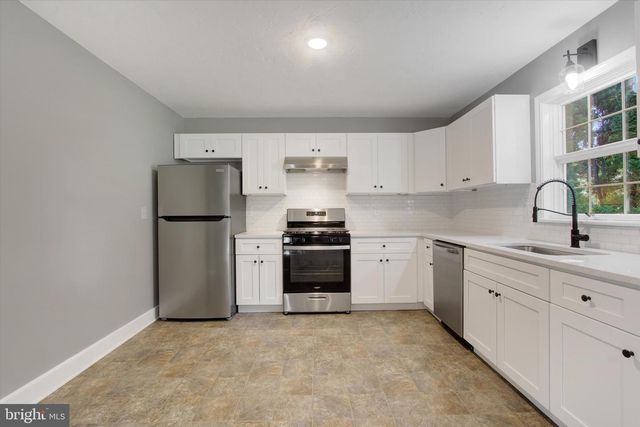 627 BROADWAY, Hanover, PA 17331