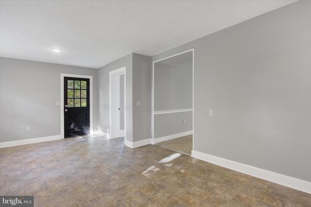 627 BROADWAY, Hanover, PA 17331