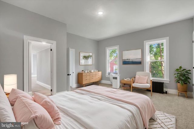 627 BROADWAY, Hanover, PA 17331
