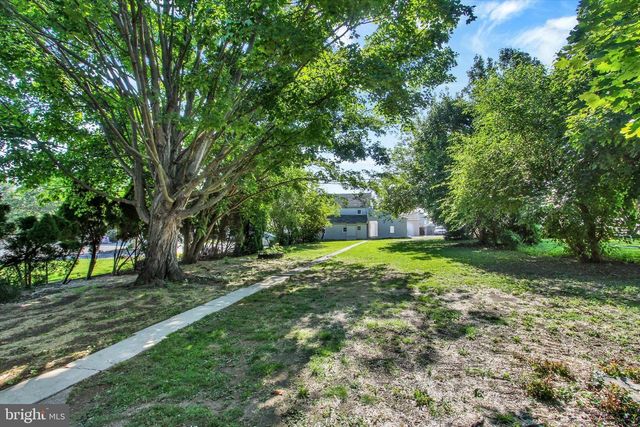 627 BROADWAY, Hanover, PA 17331