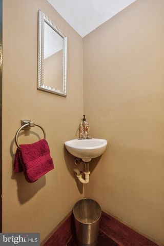 340 W MINER ST, West Chester, PA 19382