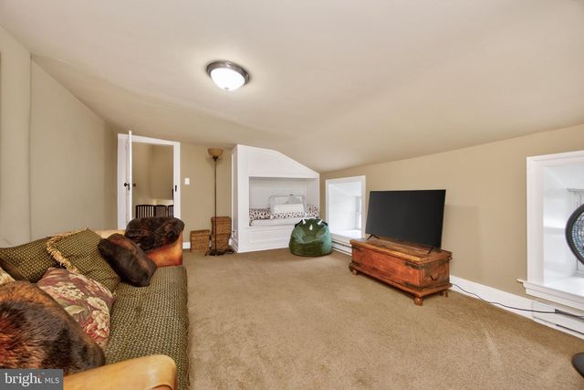 340 W MINER ST, West Chester, PA 19382