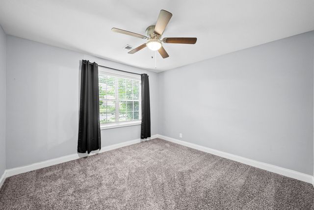 771 Banister Dr, Clarksville, TN 37042