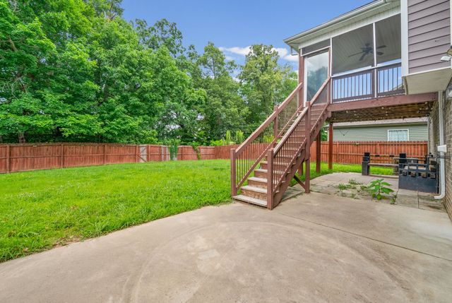 771 Banister Dr, Clarksville, TN 37042