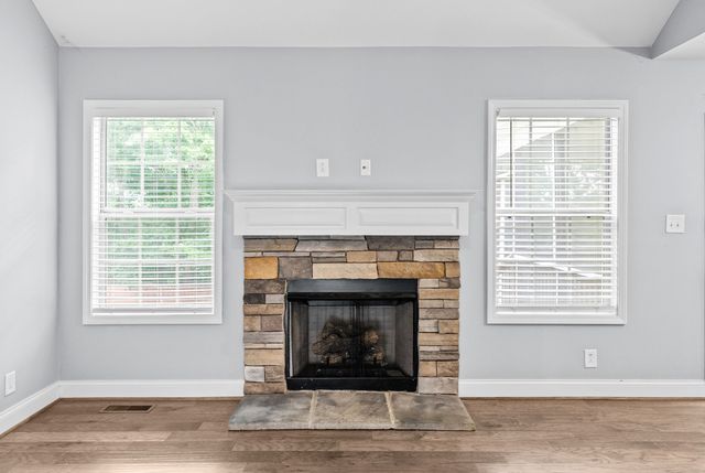 771 Banister Dr, Clarksville, TN 37042