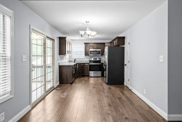 771 Banister Dr, Clarksville, TN 37042