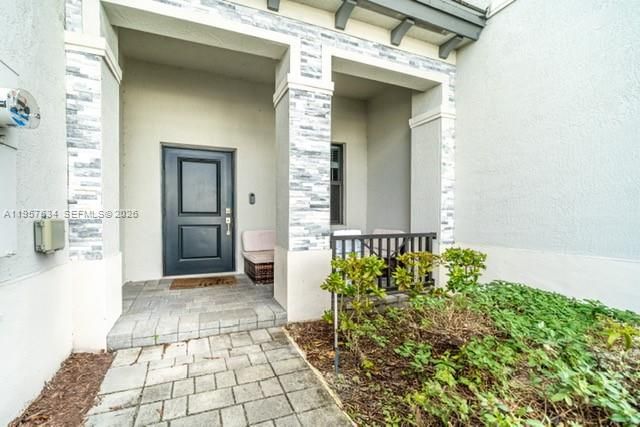 492 NW 203rd Ter, Miami Gardens, FL 33169