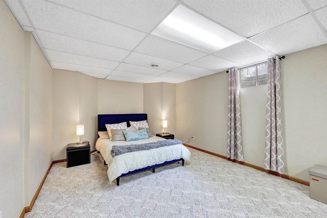 1642 DIAMOND DRIVE, Green Bay, WI 54311