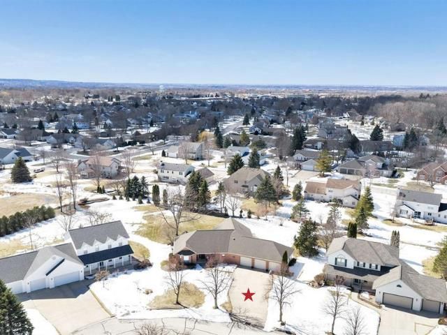 1642 DIAMOND DRIVE, Green Bay, WI 54311