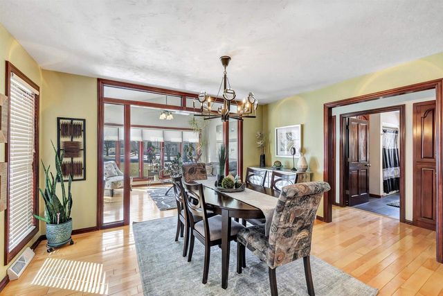 1642 DIAMOND DRIVE, Green Bay, WI 54311