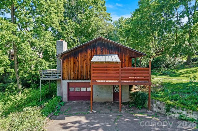 53 Wanoca Avenue, Asheville, NC 28803