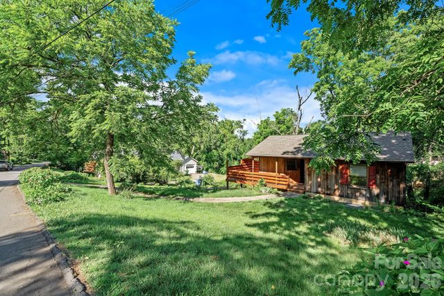 53 Wanoca Avenue, Asheville, NC 28803