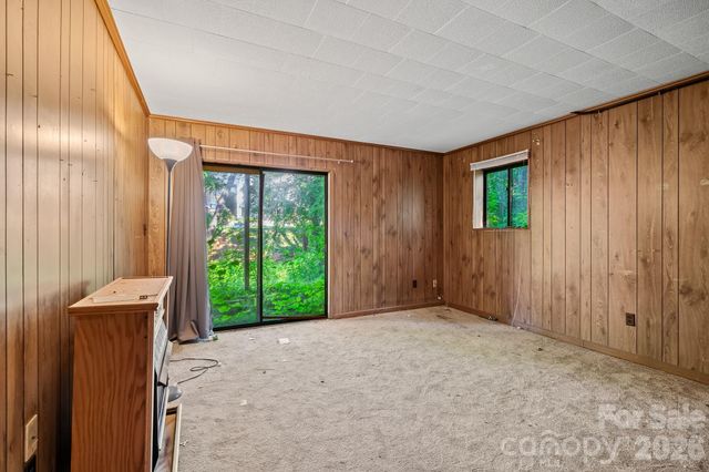 53 Wanoca Avenue, Asheville, NC 28803