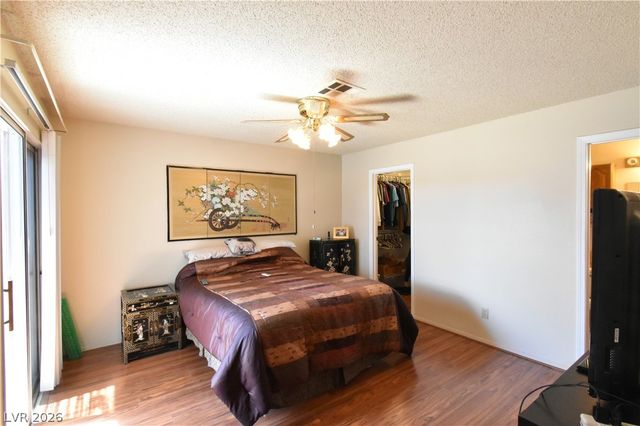 5851 Medallion Drive 101, Las Vegas, NV 89122