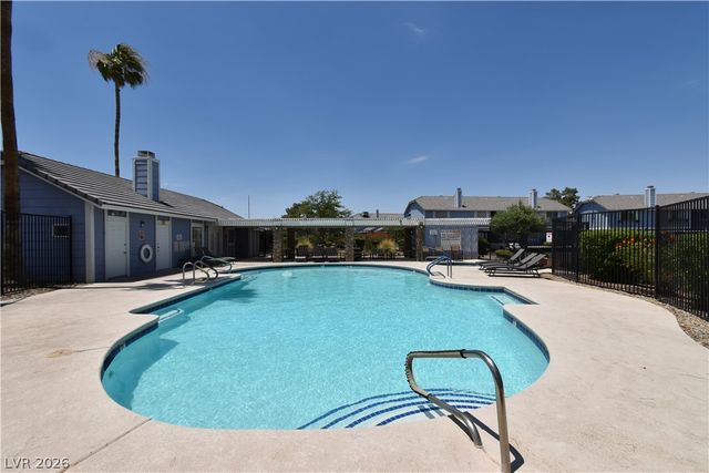 5851 Medallion Drive 101, Las Vegas, NV 89122