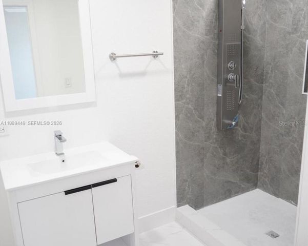 563 PRESQUE ISLE DRIVE, Port Charlotte, FL 33954