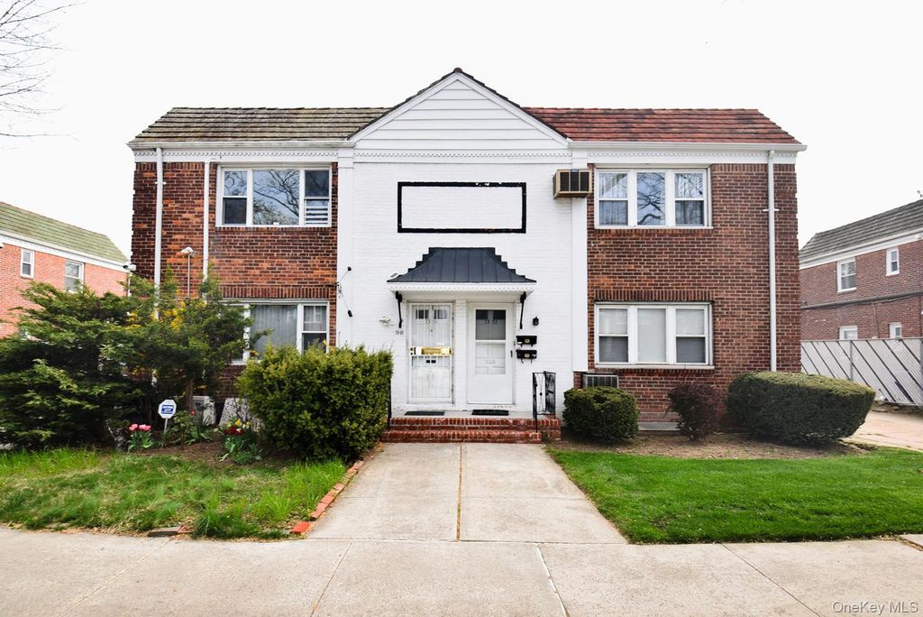 7553 197th Street, Fresh Meadows, NY 11366