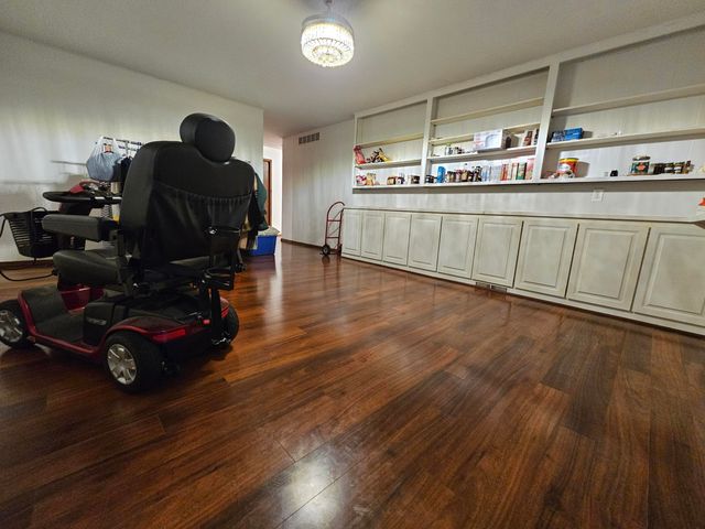 742 E Smith Street, Springfield, MO 65803