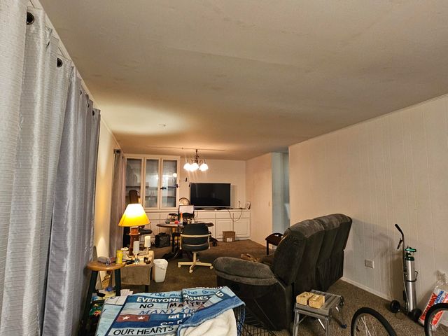 742 E Smith Street, Springfield, MO 65803