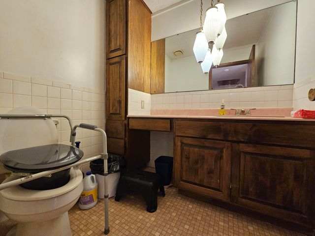 742 E Smith Street, Springfield, MO 65803