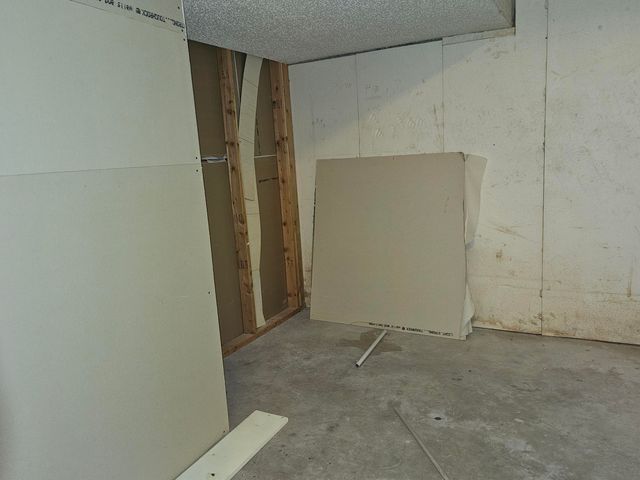 742 E Smith Street, Springfield, MO 65803