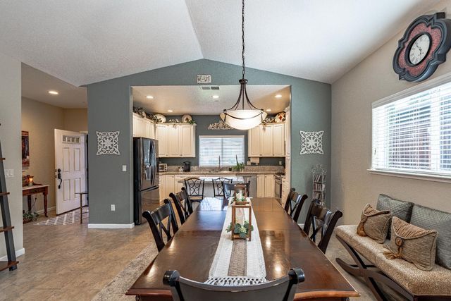 728 Patton Dr, Roseville, CA 95747