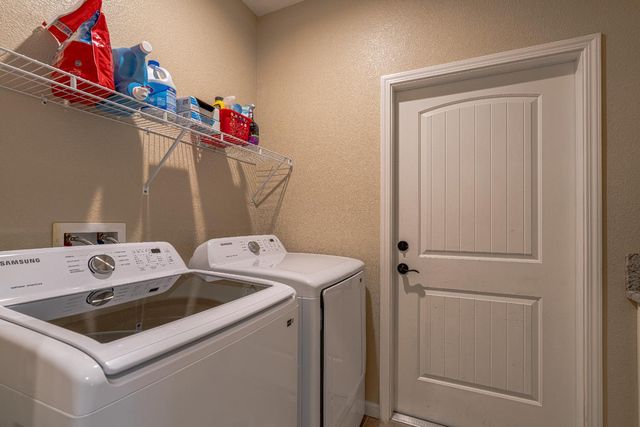 728 Patton Dr, Roseville, CA 95747