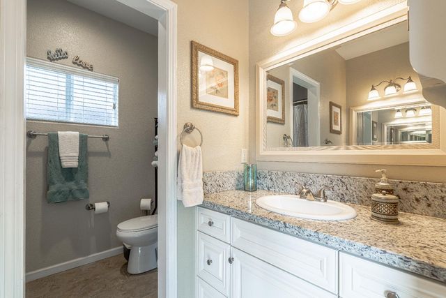 728 Patton Dr, Roseville, CA 95747