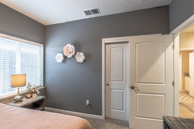 728 Patton Dr, Roseville, CA 95747