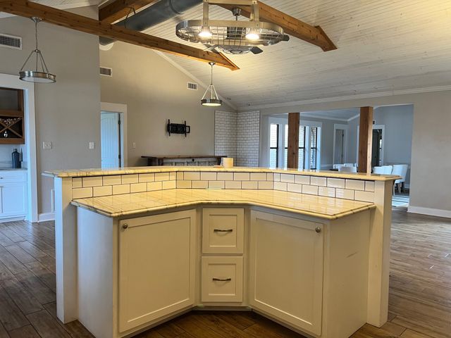 218 Palmer Drive, Comanche, TX 76442