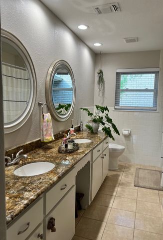 218 Palmer Drive, Comanche, TX 76442