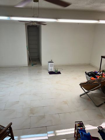 218 Palmer Drive, Comanche, TX 76442