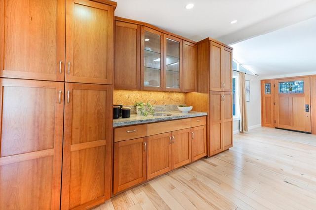 785 Lakechime Drive, Sunnyvale, CA 94089