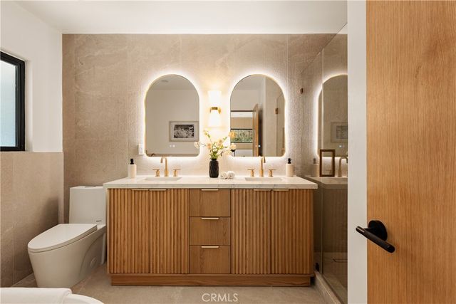 5105 Tendilla, Woodland Hills, CA 91364