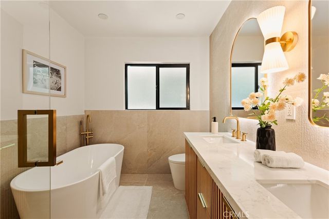 5105 Tendilla, Woodland Hills, CA 91364