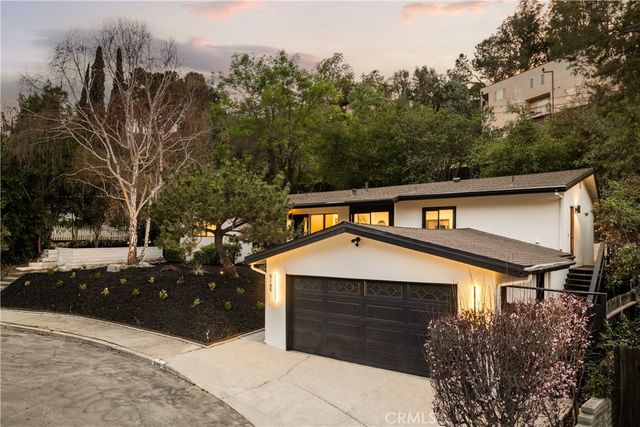 5105 Tendilla, Woodland Hills, CA 91364