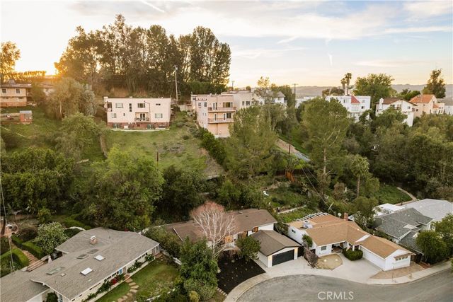 5105 Tendilla, Woodland Hills, CA 91364