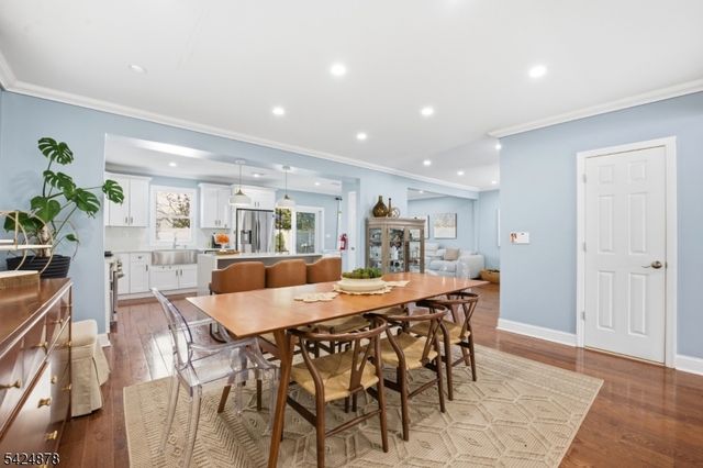 301 Roosevelt Ave, Hasbrouck Heights Boro, NJ 07604