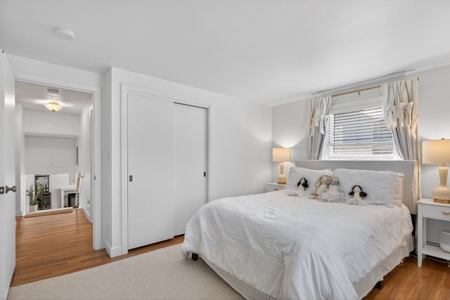 4 River Park St, Needham, MA 02494