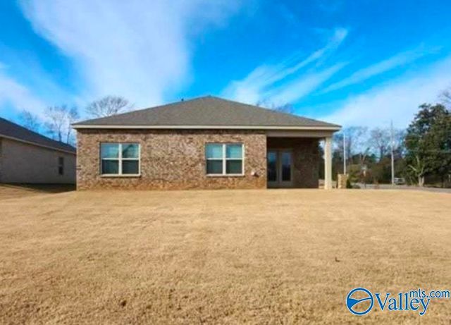 101 NE Canonbury Drive NE, New Market, AL 35761