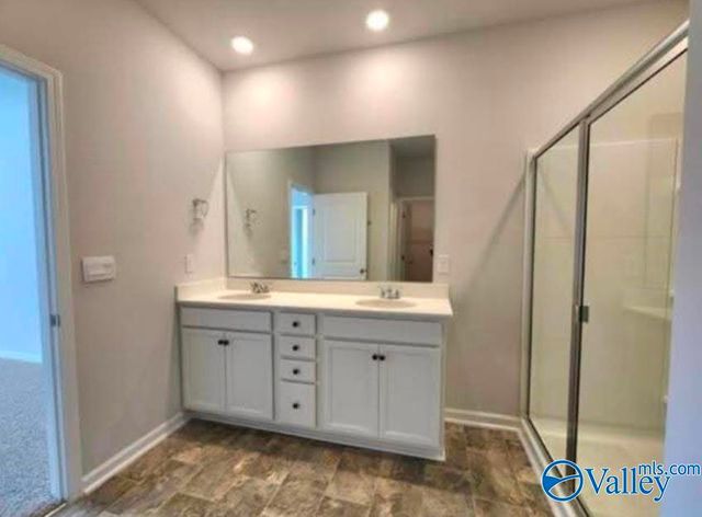 101 NE Canonbury Drive NE, New Market, AL 35761