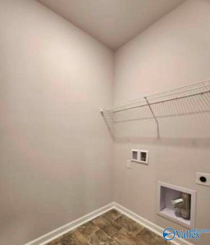 101 NE Canonbury Drive NE, New Market, AL 35761