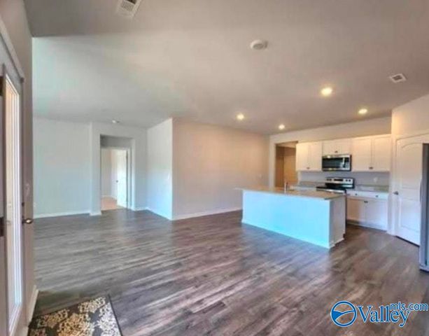 101 NE Canonbury Drive NE, New Market, AL 35761