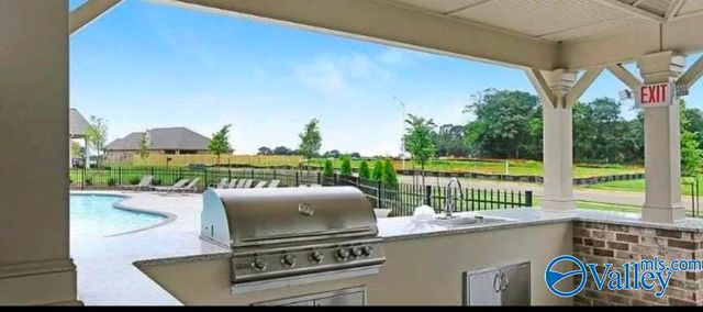 101 NE Canonbury Drive NE, New Market, AL 35761