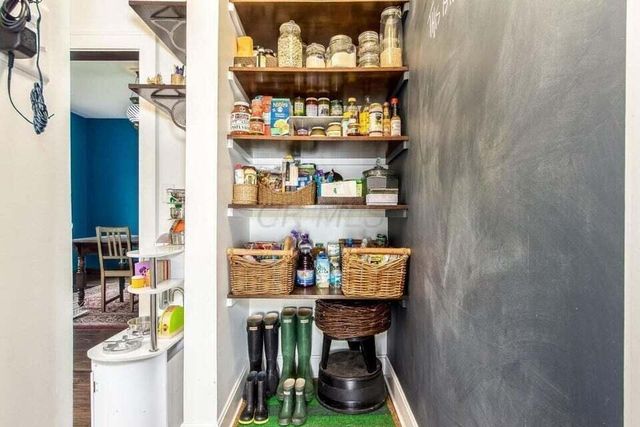 445 Oakland Park Avenue, Columbus, OH 43214