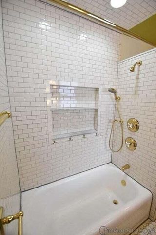 445 Oakland Park Avenue, Columbus, OH 43214